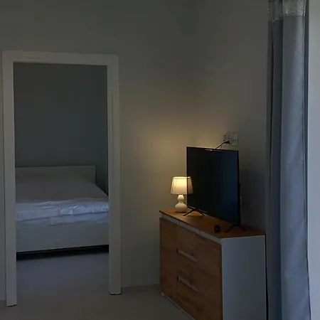 Mazurskie Wzgorze Bis Z Basenem 1i2 Apartment Rydzewo