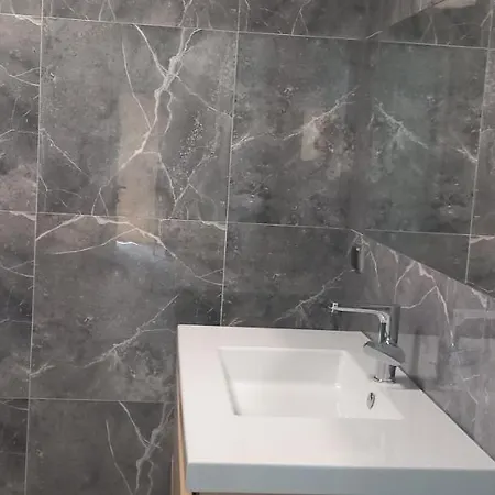 Mazurskie Wzgórze Bis Z Basenem 1i2 Apartamento *