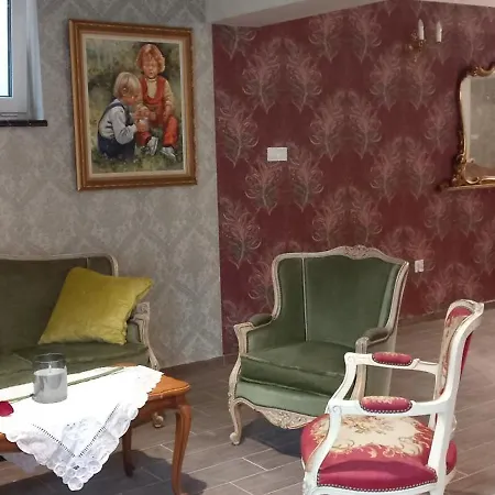 Mazurskie Wzgorze Bis Z Basenem 1i2 Apartment Rydzewo