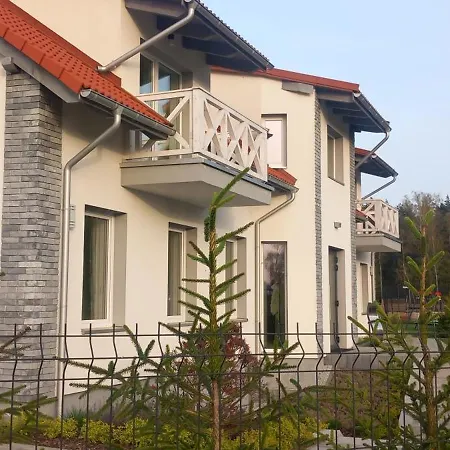 Mazurskie Wzgórze Bis Z Basenem 1i2 Apartamento *
